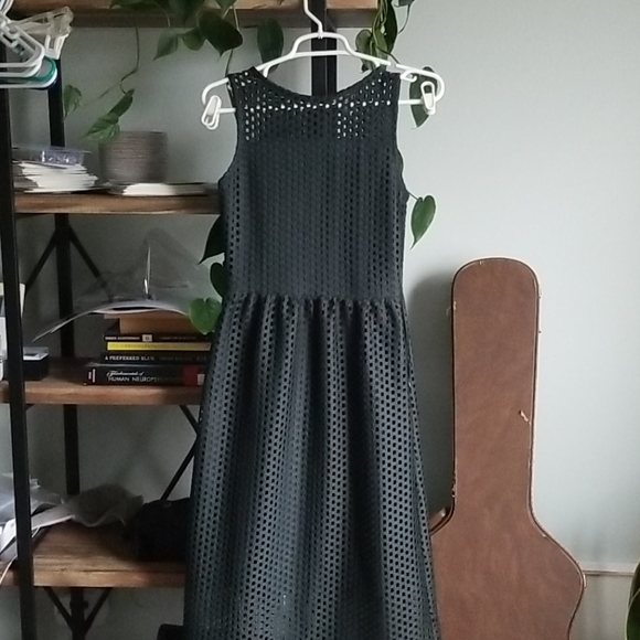 H&M Dresses & Skirts - H&M green eyelet midi dress